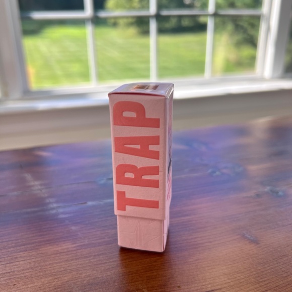 LIBRA LYNN New in Box Jeffree Star Velvet Trap Lipstick Terra Cotta Rose Fall - Picture 8 of 10